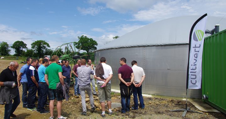 Cultivert a invité les agriculteurs bretons intéressés dans l’Orne, sur une unité de microméthanisation qui valorise exclusivement du lisier de bovins.